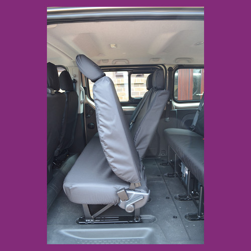 Vauxhall vivaro minibus - vauxhall,
