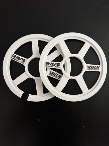 Mini bike front wheel hubcaps