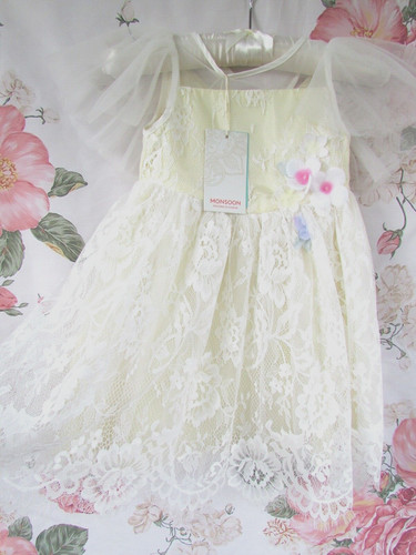 Monsoon bnwt ivory lemon - ivory,