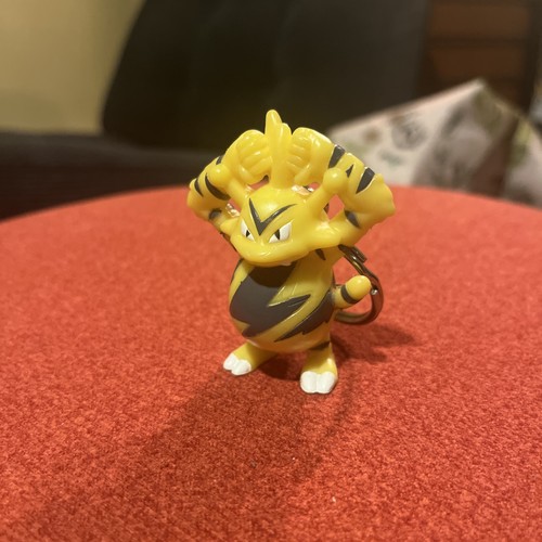 Vintage old pokemon 1999 - old,