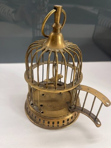 Small vintage brass - brass, bird