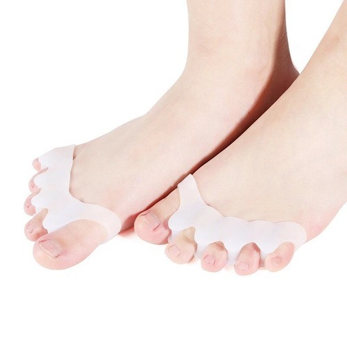 Toe separator stretcher - toe, spacer