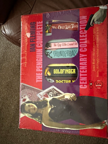 James bond the ian fleming - james,