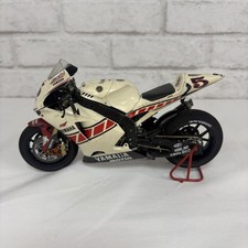 YAMAHA YZR500 type 1/12 scale