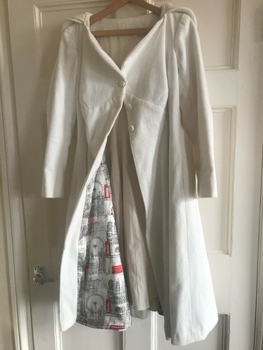 Couture creme cordoroy shabby - ,