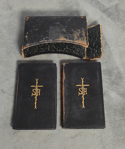 Antique small set prayer - of, &