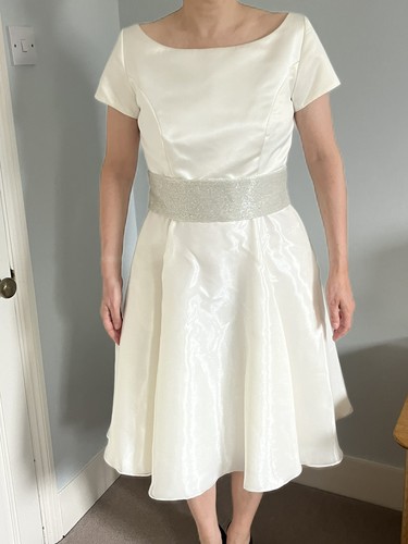 Ivory thick satin - ivory, tea