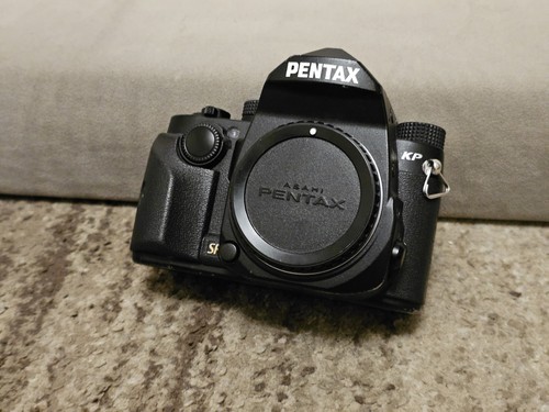 Pentax dslr camera black - camera,
