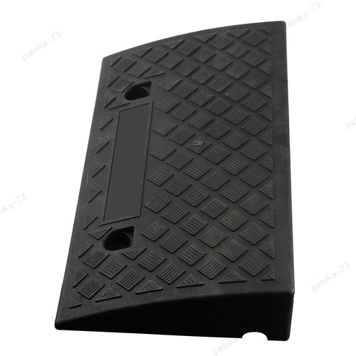 Heavy duty kerb ramp - 1/2x,