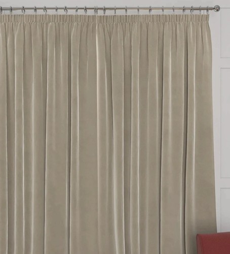 Velvet curtains 117 x - m&s,