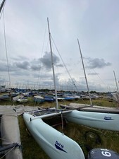 Dart catamaran with main - catamaran,