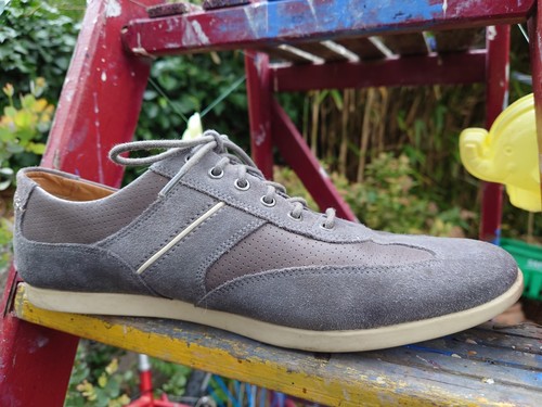 Clarks trainers size - 8.5, mens