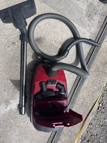 Miele 700 1800 bag vacuum - miele,