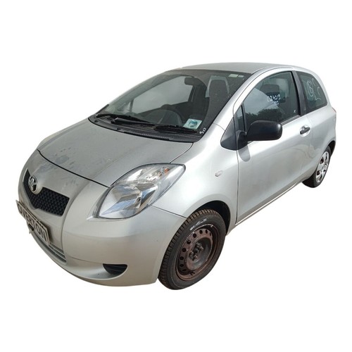 Toyota yaris headlight - yaris,