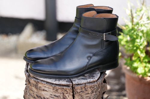 Barely worn alfred - worn, x