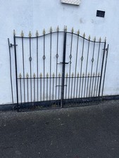 Set Of Good Quality Galvanised