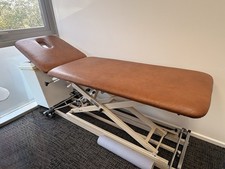 Hydraulic Therapy bed (physio
