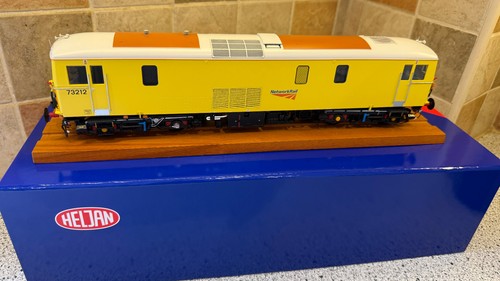 Heljan class 212 - class,