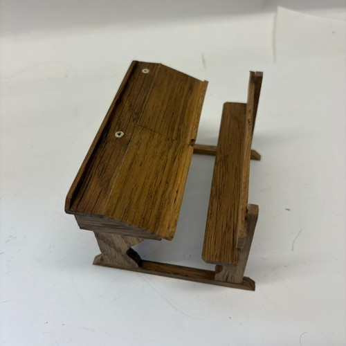 12th scale dolls house - 1:12th,