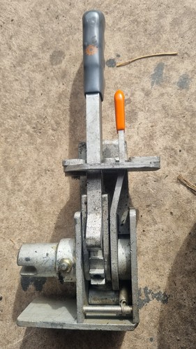 Trailer curtain tensioner pair - curtain,