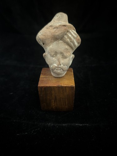 Antiquarian ancient - /,