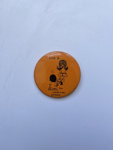 Love pin badge - pin, big