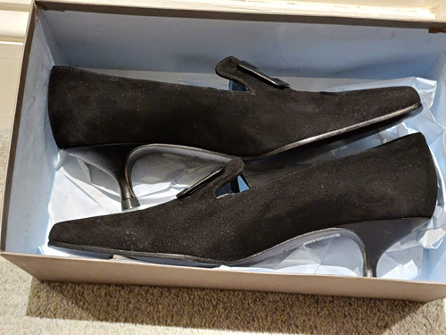 New vintage pied terre - new,