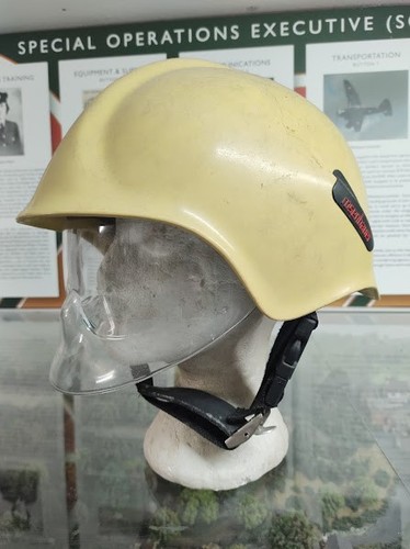 Firefighter helmet