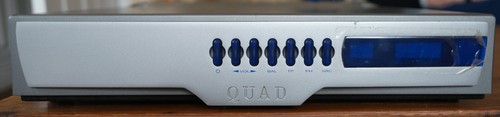 Quad pre amplifier silver - -,