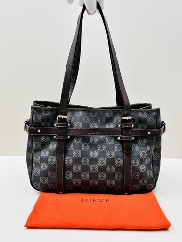 Authentic loewe repeat anagram - authentic,