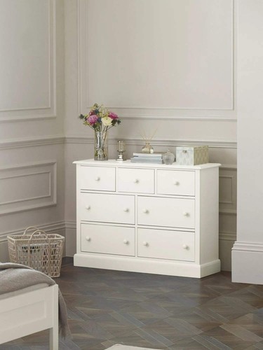 Laura ashley ashwell - ashley,