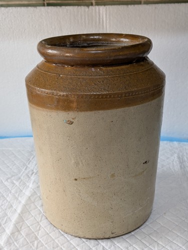 Large 11in vintage stoneware - large,