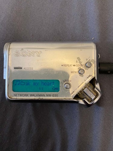 Sony walkman e55 - walkman, network