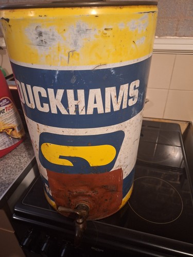 Duckhams oil drum automobilia - drum,