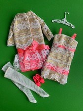 Vintage 1968 Francie Barbie