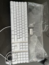Apple Wired Keyboard