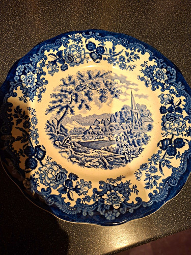 Royal worcester avon - worcester, scenes