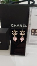 CHANEL CC Interlocking Pearls