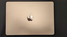 Apple MacBook Air M4 16GB / 256GB / 13.6" - September 2025. As-new Condition. 