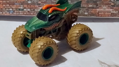 Monster jam green dragon 64 - jam,