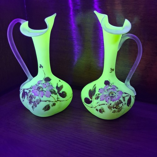Pair hand painted - hand,