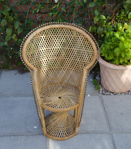 Vintage 1970 wicker - vintage,