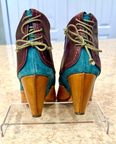 Vintage women size true - vintage,,