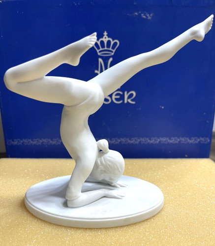 Kaiser porcelain young gymnast - porcelain,