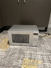 Panasonic 800W Standard 20L Microwave ONN-E28JMM /damaged In Delivery/working