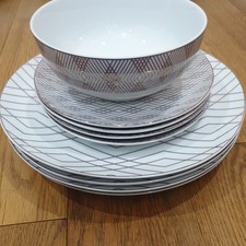 Next Geo Metallic Porcelain 4 Dinner Plates,4 Dessert Plates &1 Bowl- Dinner Set