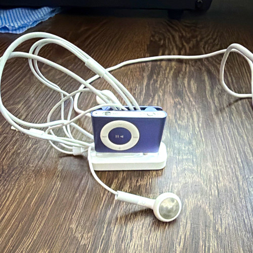 Apple ipod shuffle 4th - ipod,