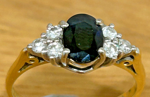 18ct gold ceylon sapphire - 18ct,