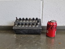 #262 Griffin And George Resistant Box