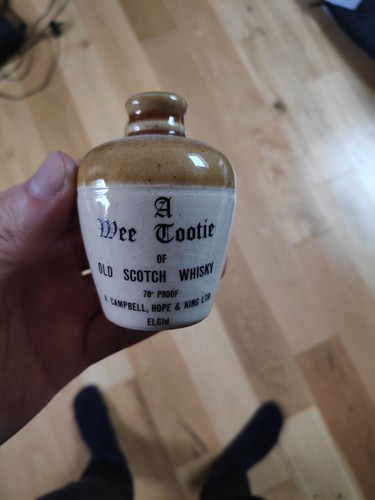Wee tootie old - wee, scotch